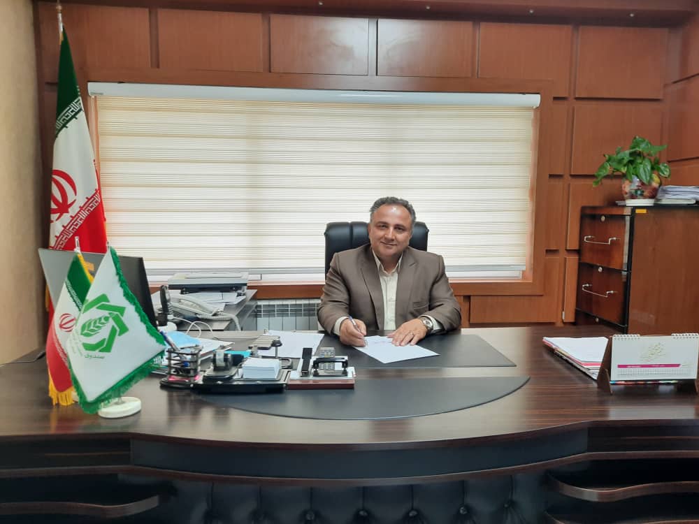 Click to view full size جناب آقای دکتر پناهی مدیر عامل صندوق حمایت از توسعه بخش کشاورزی مازندران